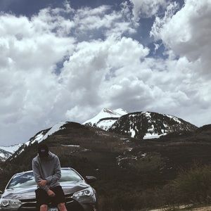 Meet your Posher, Barrett